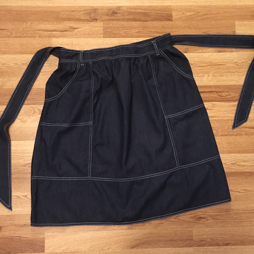 Universal Threads Dark Denim Chambray Skirt Large